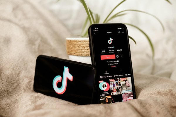 Unlocking TikTok Success: Top Strategies for UK Athletic Apparel Brands to Leverage Influencer Marketing